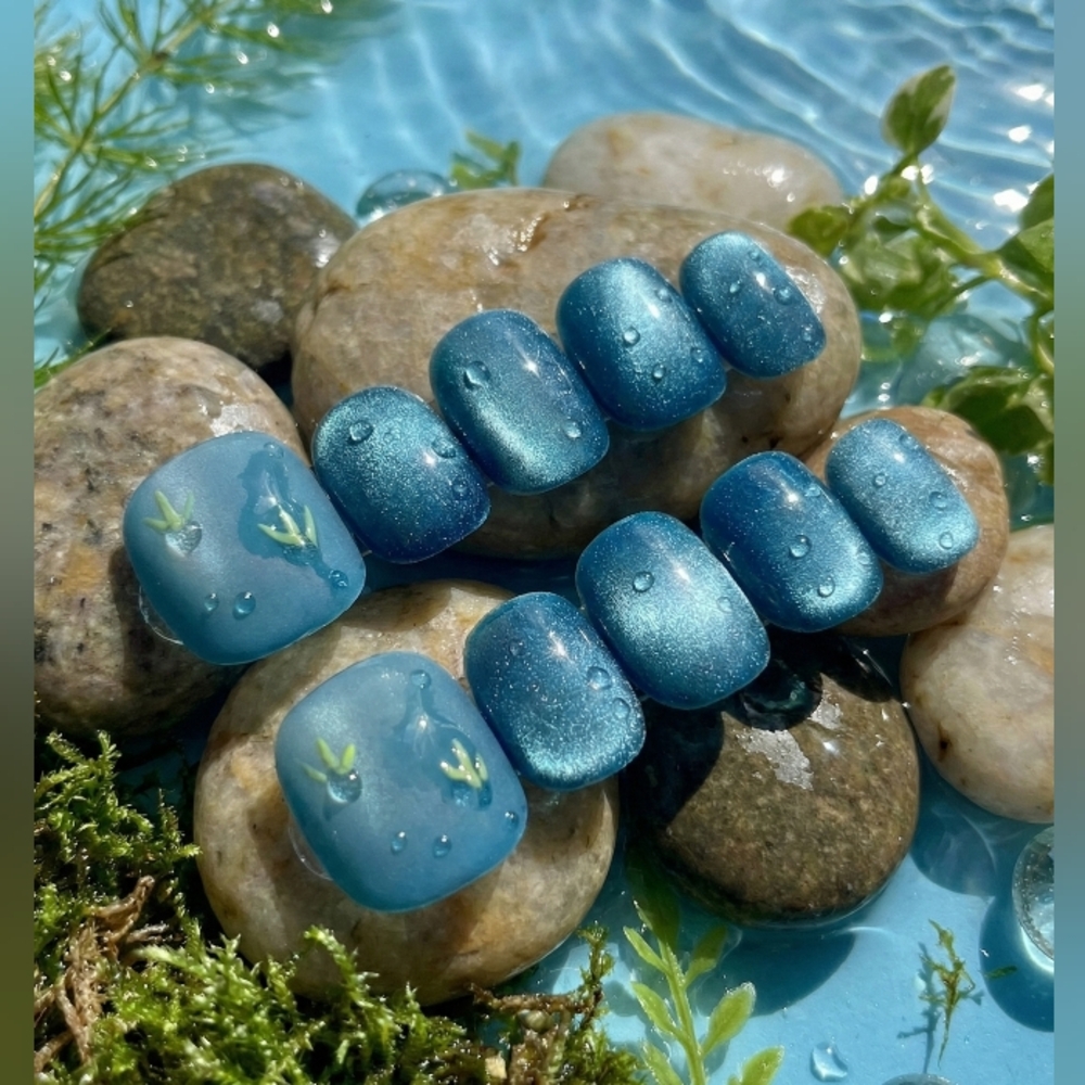 Blue Cat Eye Water Droplet Shorty Nail Set